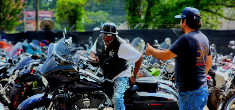 Motorcycle Transport Cost Roswell: What Actually Sets the Price